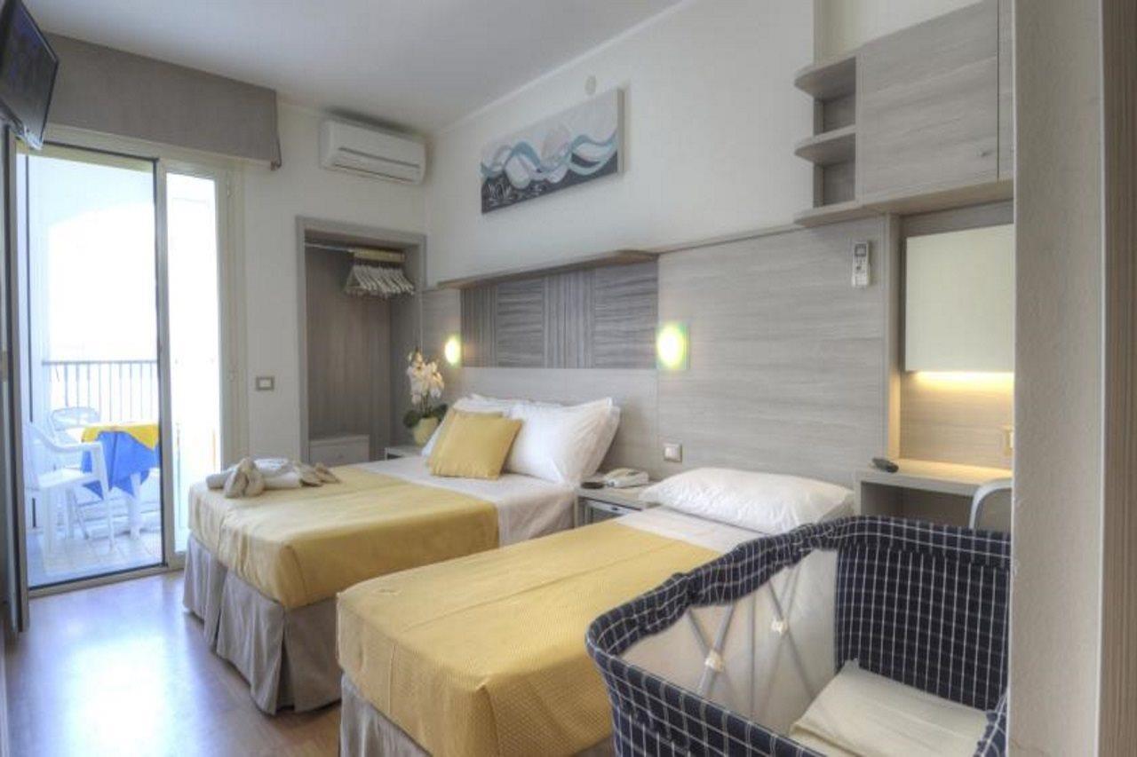 Hotel Colorado Lignano Sabbiadoro Exteriér fotografie