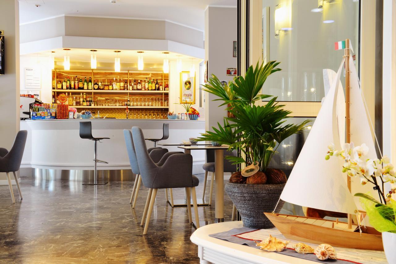 Hotel Colorado Lignano Sabbiadoro Exteriér fotografie