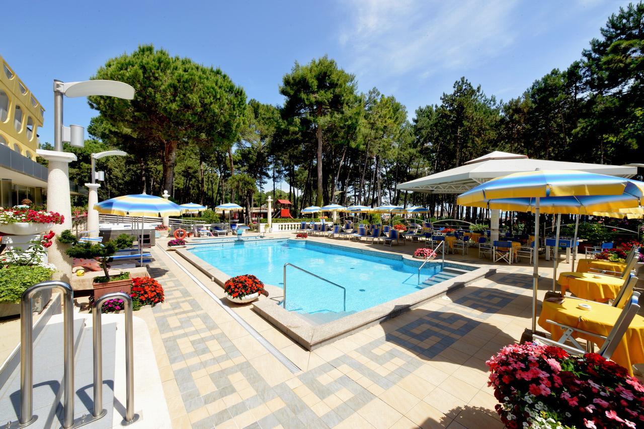 Hotel Colorado Lignano Sabbiadoro Exteriér fotografie